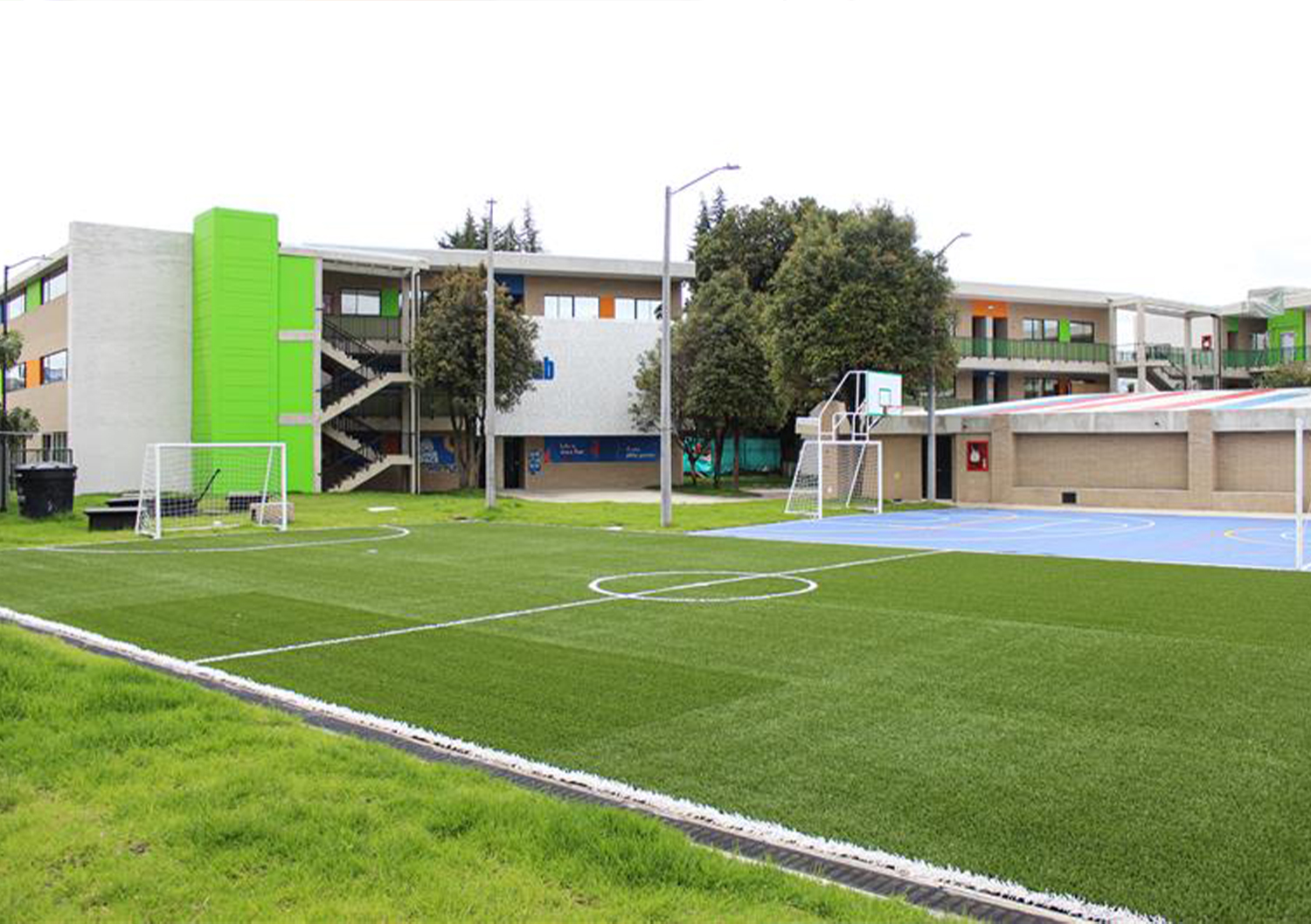 Landing-Innova_Valores-agregados_Niza-centro-deportivo-2