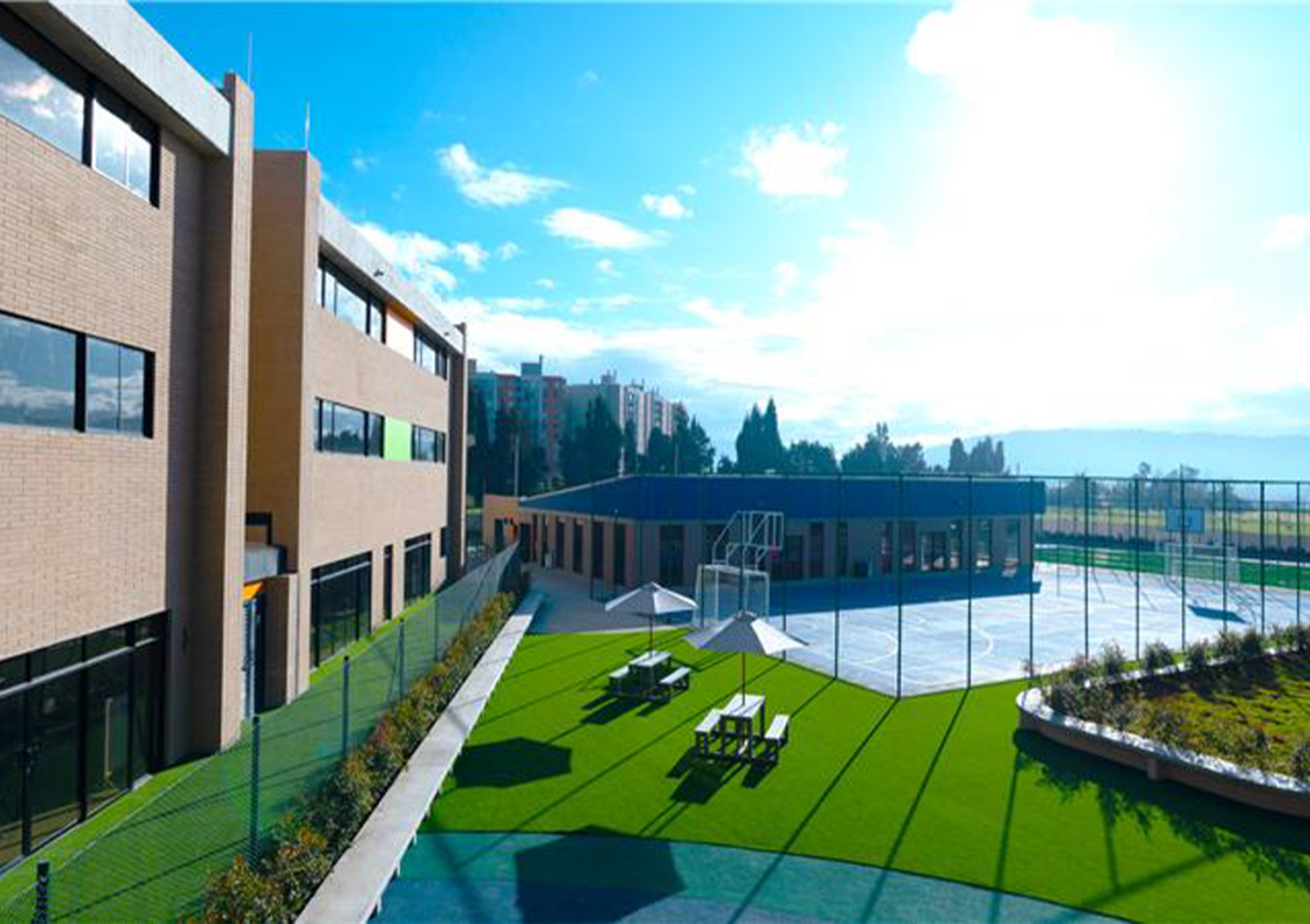Landing-Innova_Valores-agregados_Zipaquira-centro-deportivo-1