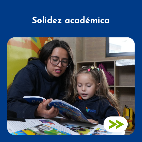 Grupo de niños en la comunidad educativa de Innova Schools.